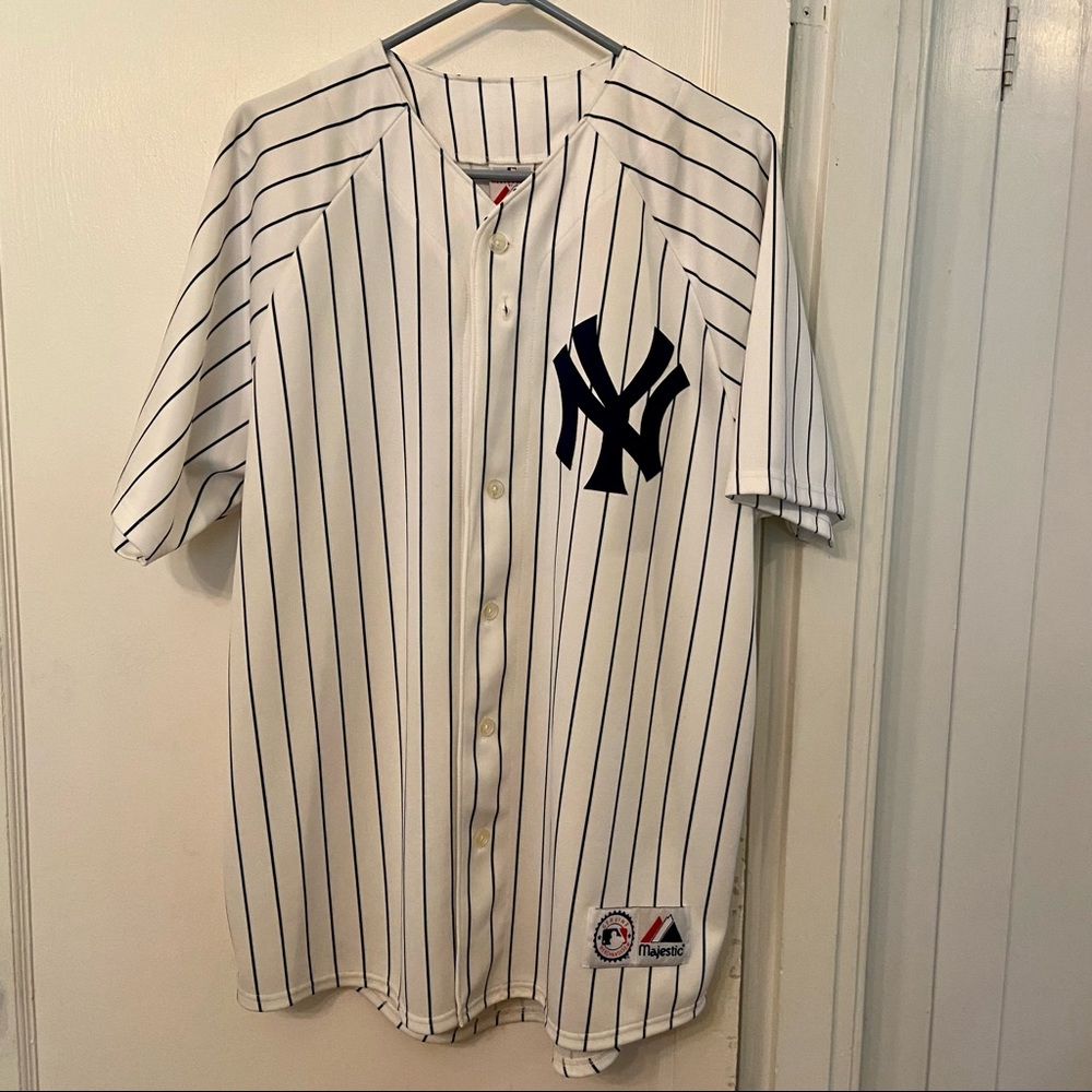 Majestic Derek Jeter Stitched Pinstripe Yankees Jersey Never Worn